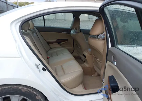 2010 Honda Accord 2.4 Ex-L из США, поврежденный, VIN 1HGCP2F83AA162994